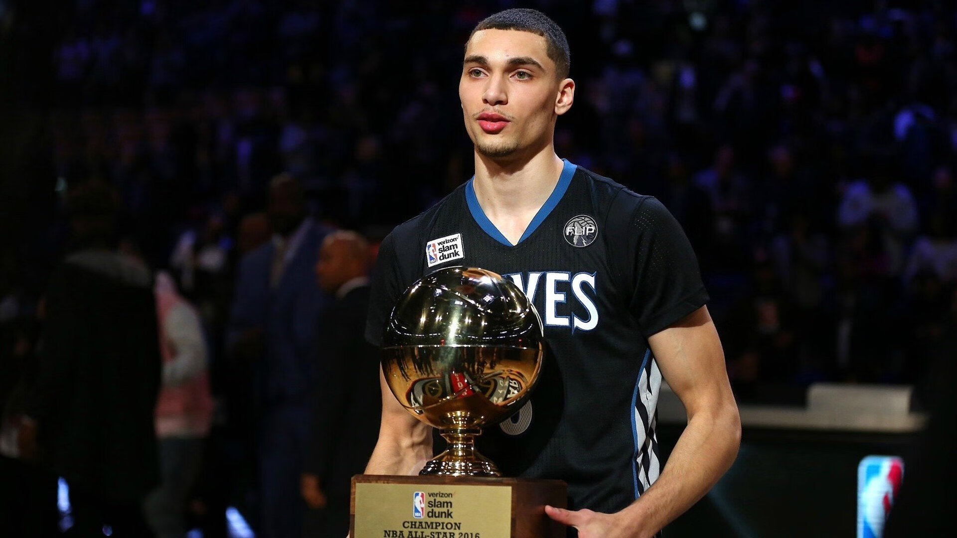 星空体育-全明星赛最新形势：北京首钢高居榜首，金州勇士强势追赶，冠军归属成迷